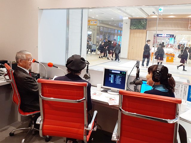 ラジオ高崎『Air Place』に出演の様子